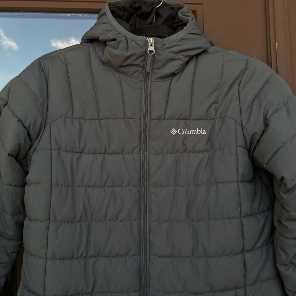Columbia coat, boys size Large